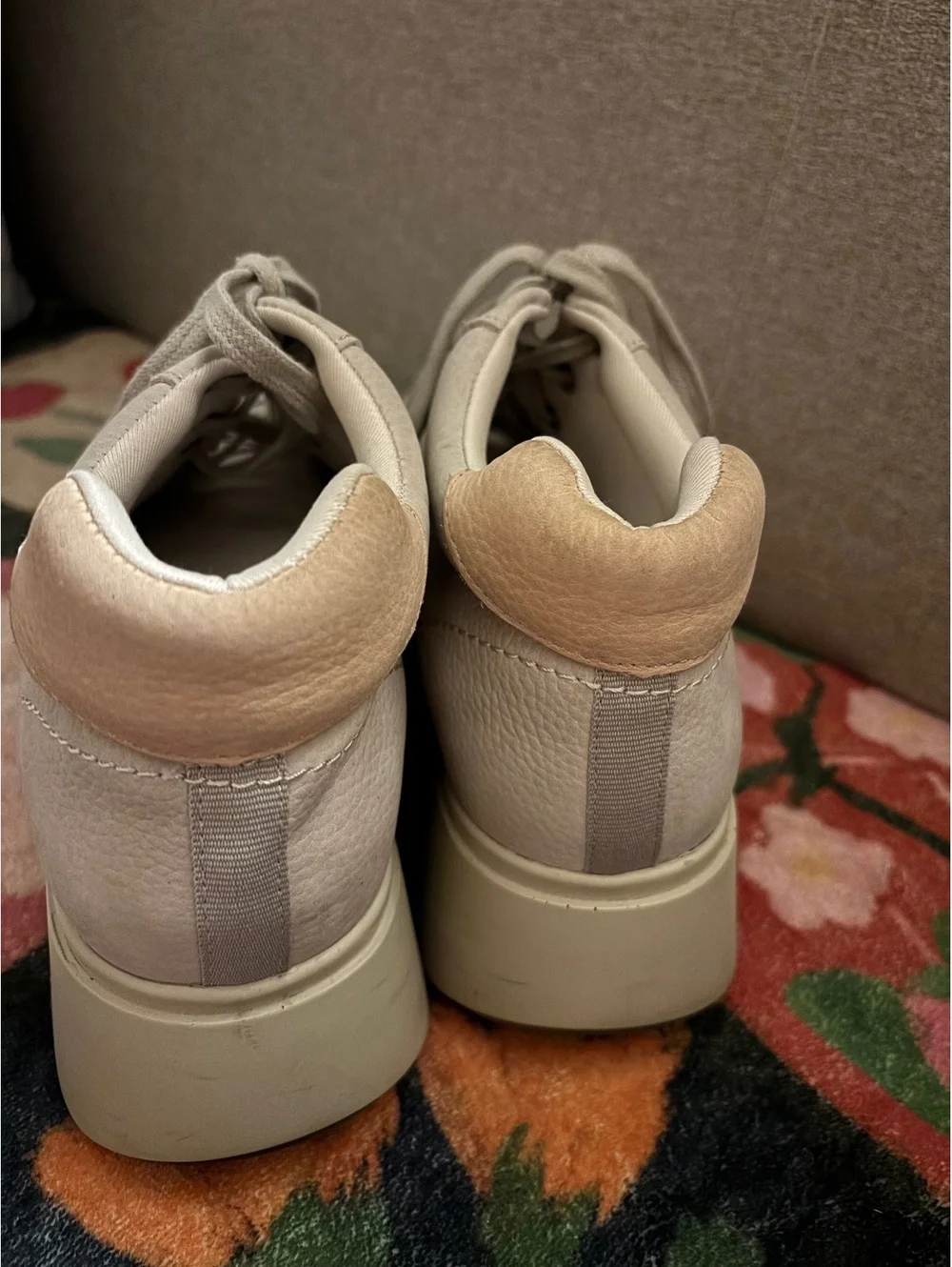 NakedFeet Essex Beige Leather Platform Sneakers Size 8M